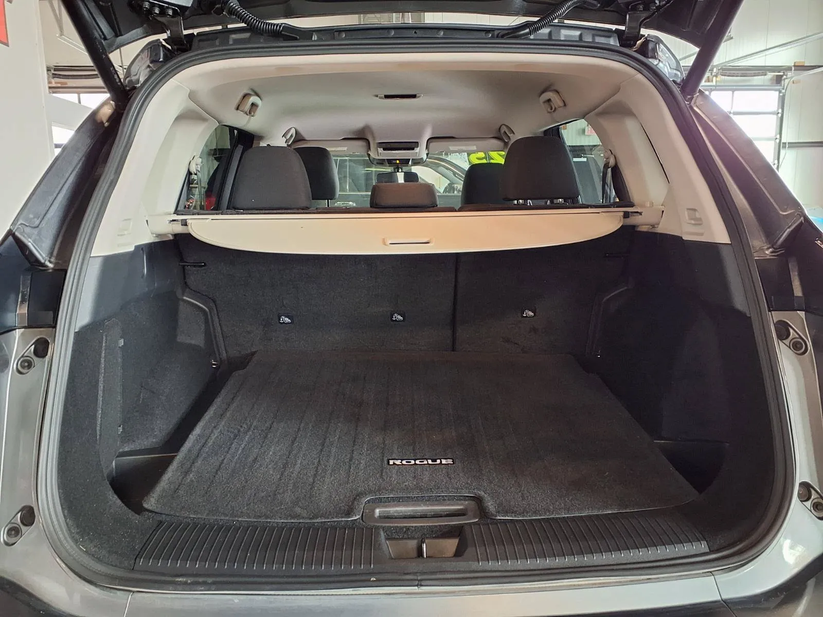 Nissan Rogue photo 6