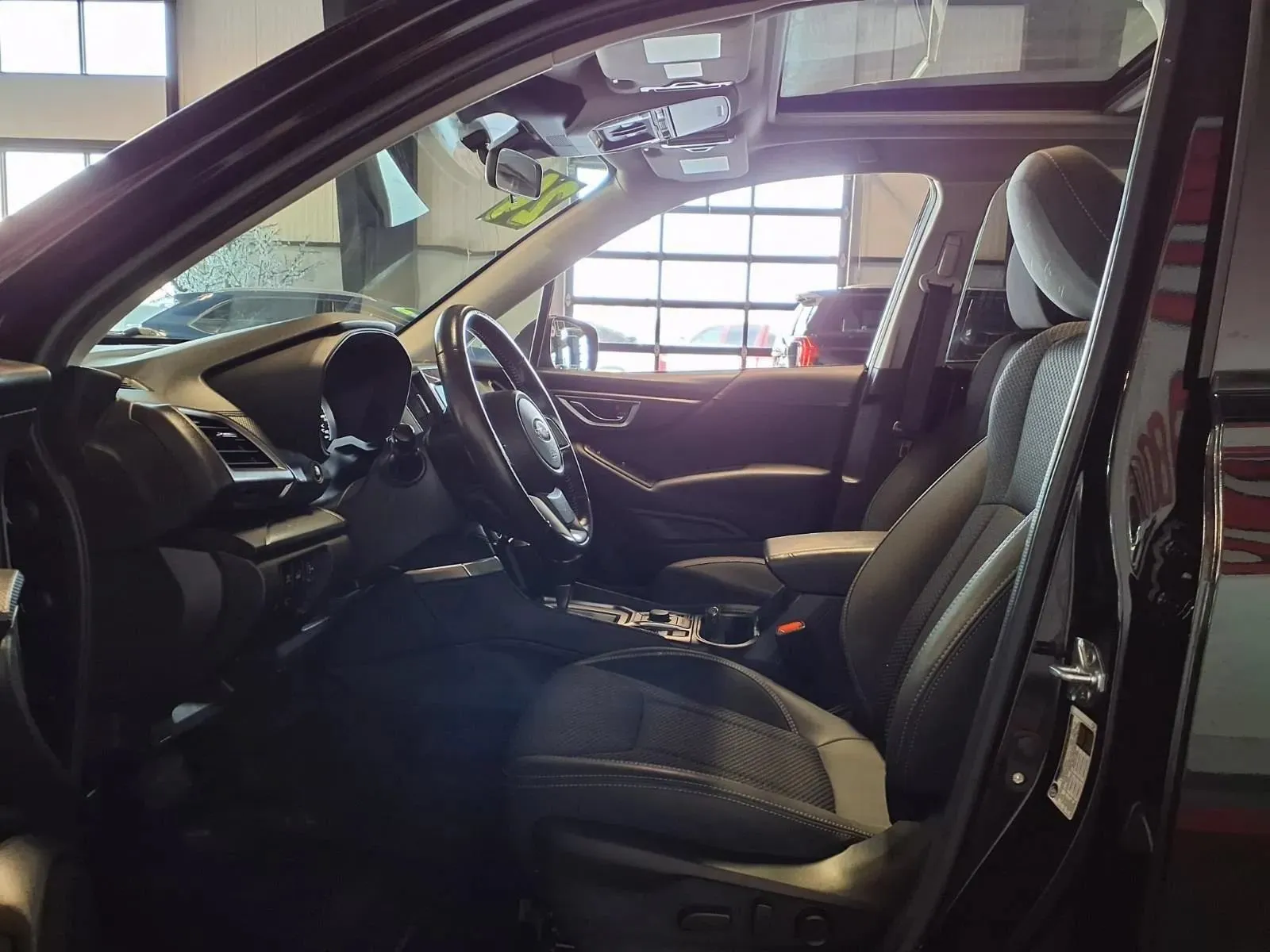 Subaru Forester photo 18