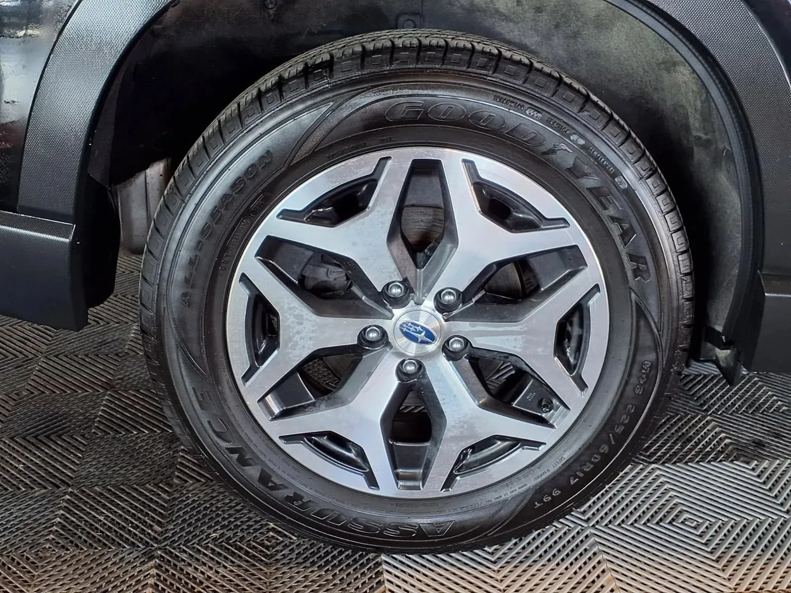 Subaru Forester photo 9