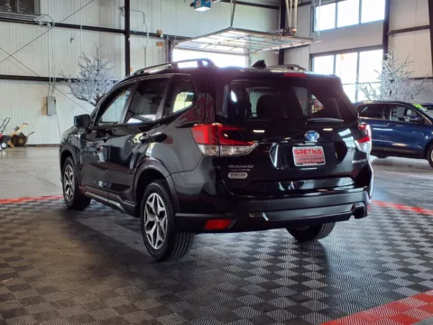 More photos of 2024 Subaru Forester Premium at Gretna Auto Outlet, NE