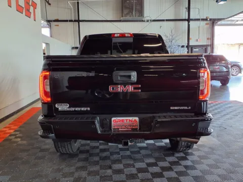 More photos of 2018 GMC Sierra 1500 Denali at Gretna Auto Outlet, NE