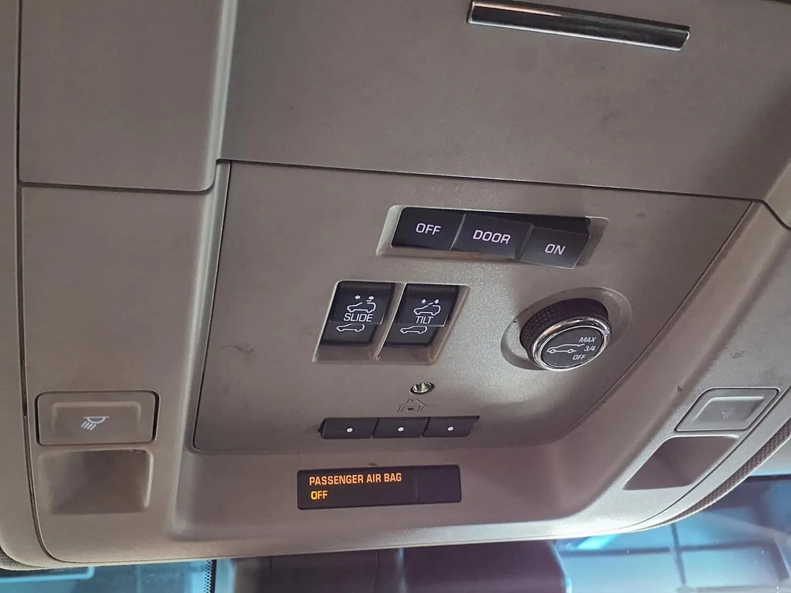 GMC Yukon photo 23