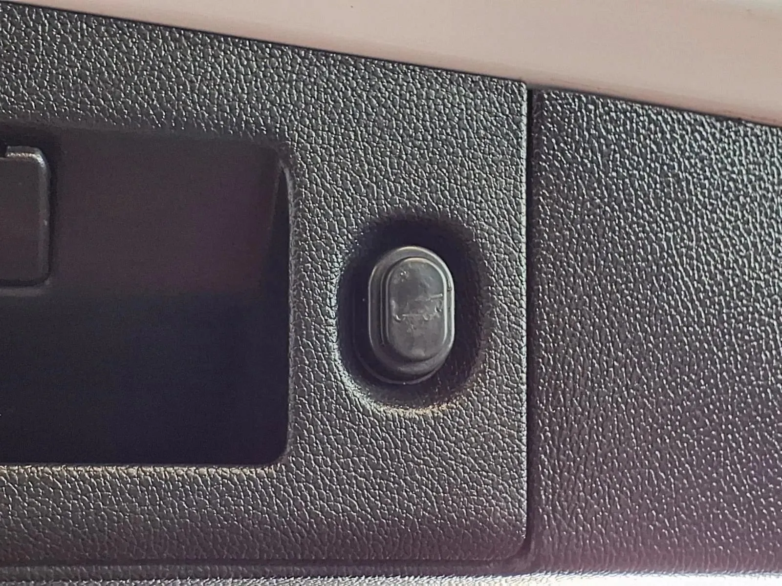GMC Yukon photo 7