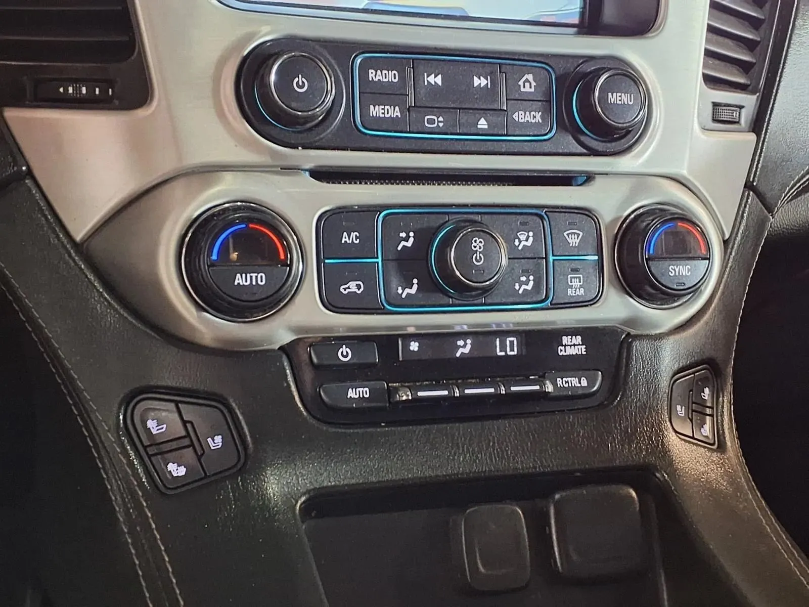GMC Yukon photo 26
