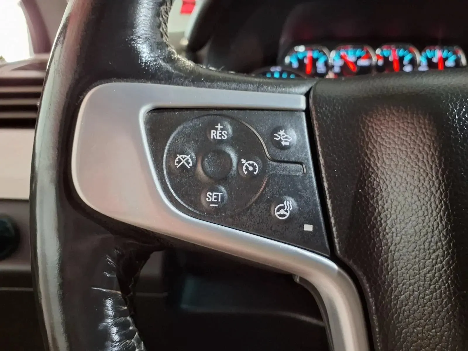 GMC Yukon photo 29