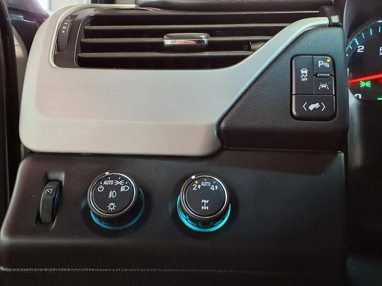 GMC Yukon photo 22