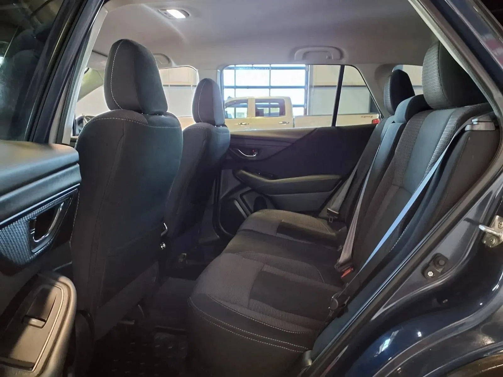 Subaru Outback photo 14