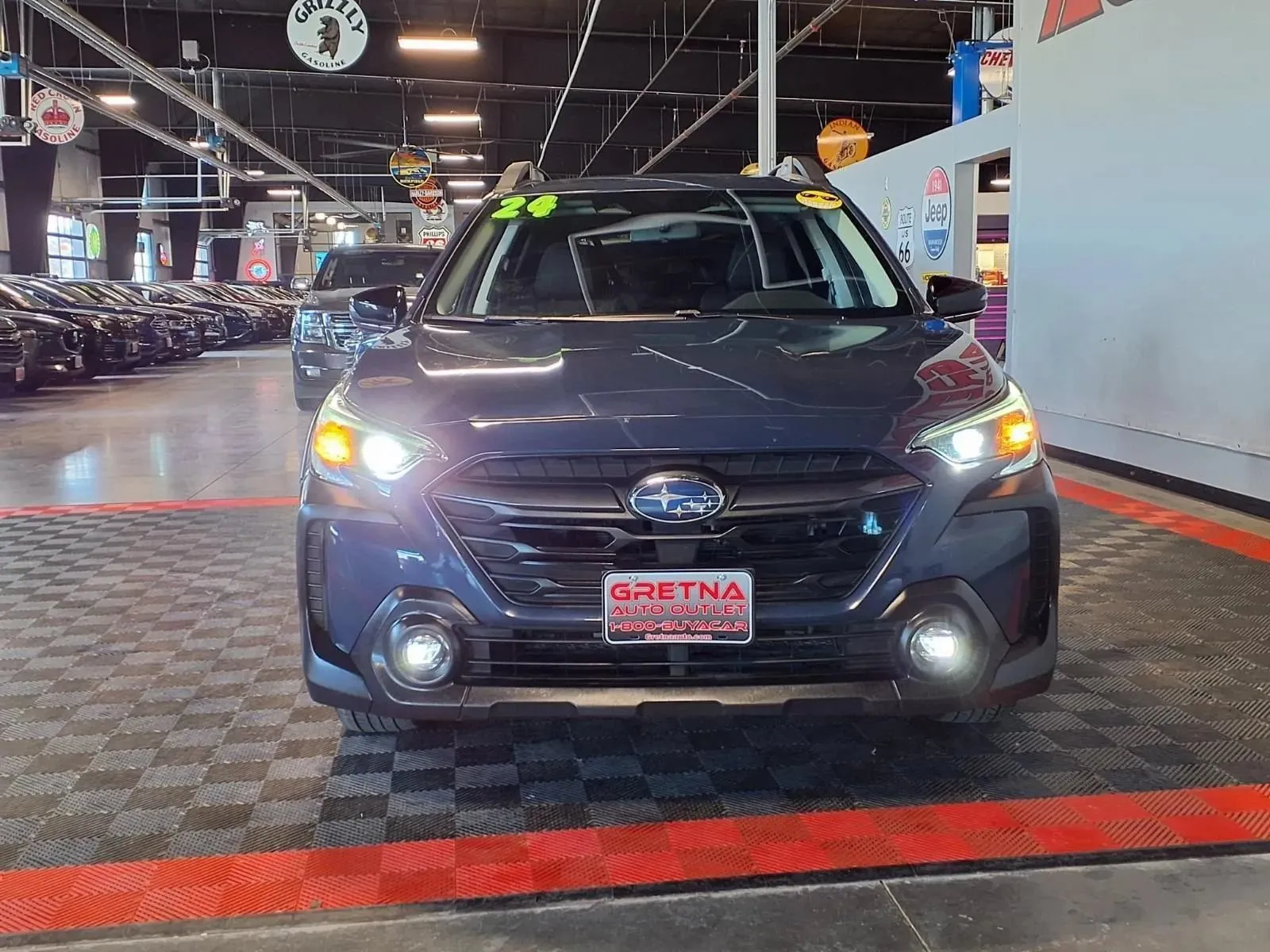 Subaru Outback photo 2
