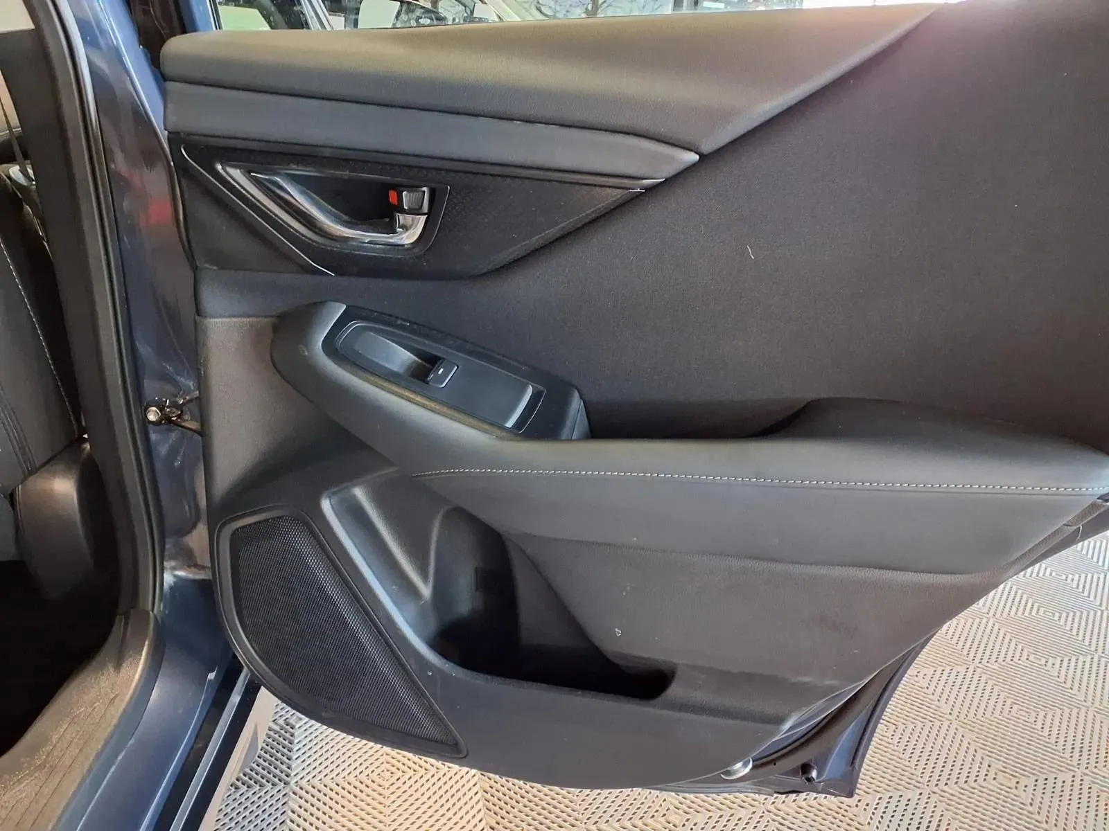 Subaru Outback photo 11