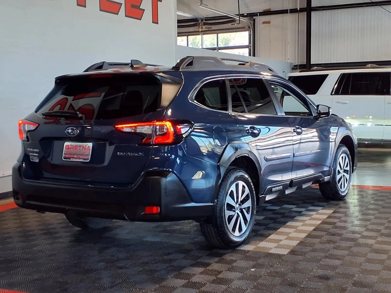 Subaru Outback photo 8