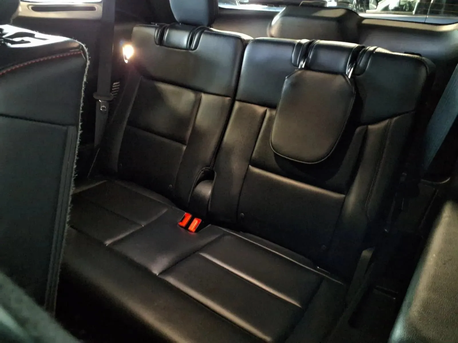 Ford Explorer photo 15