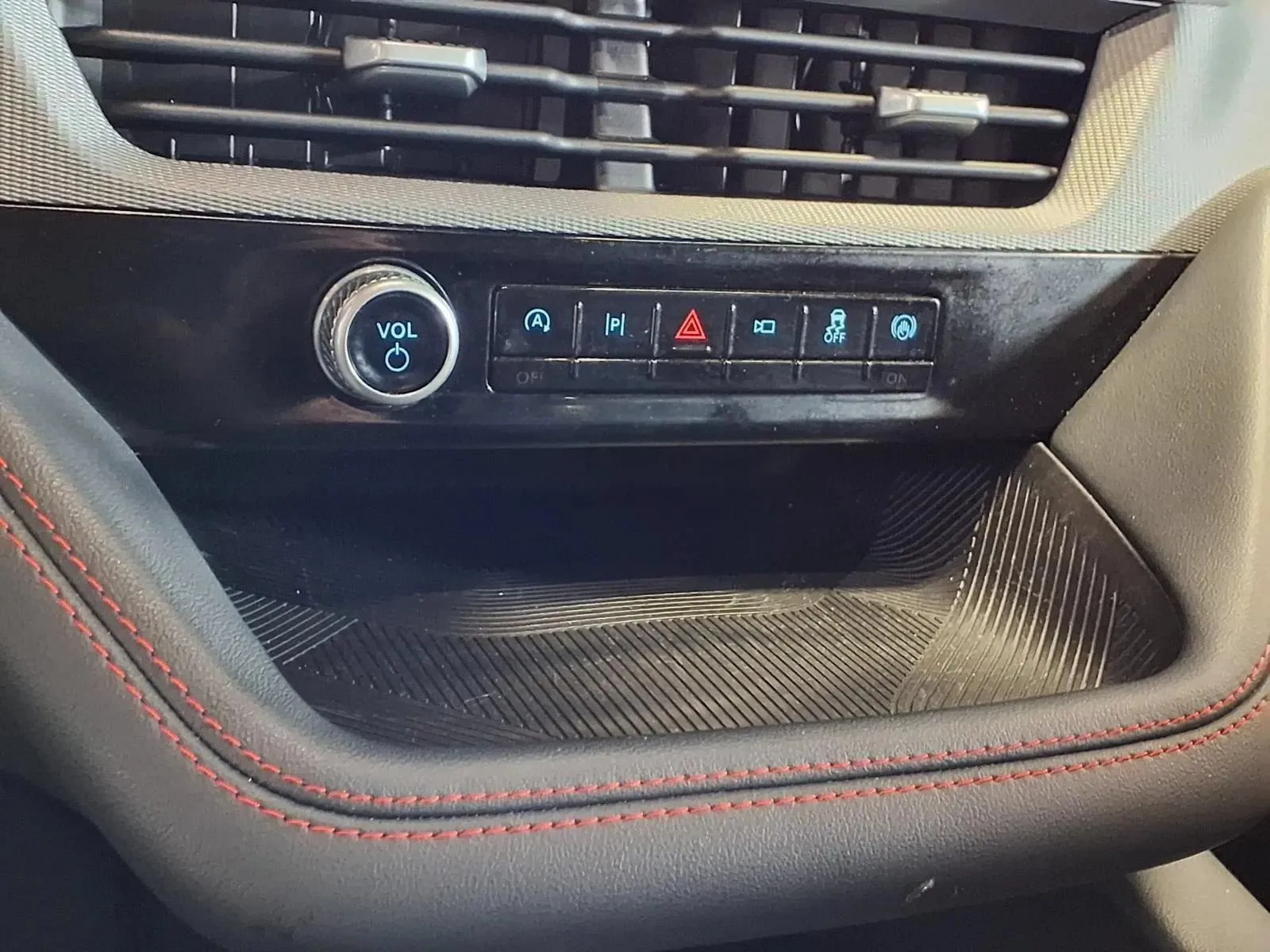 Ford Explorer photo 24