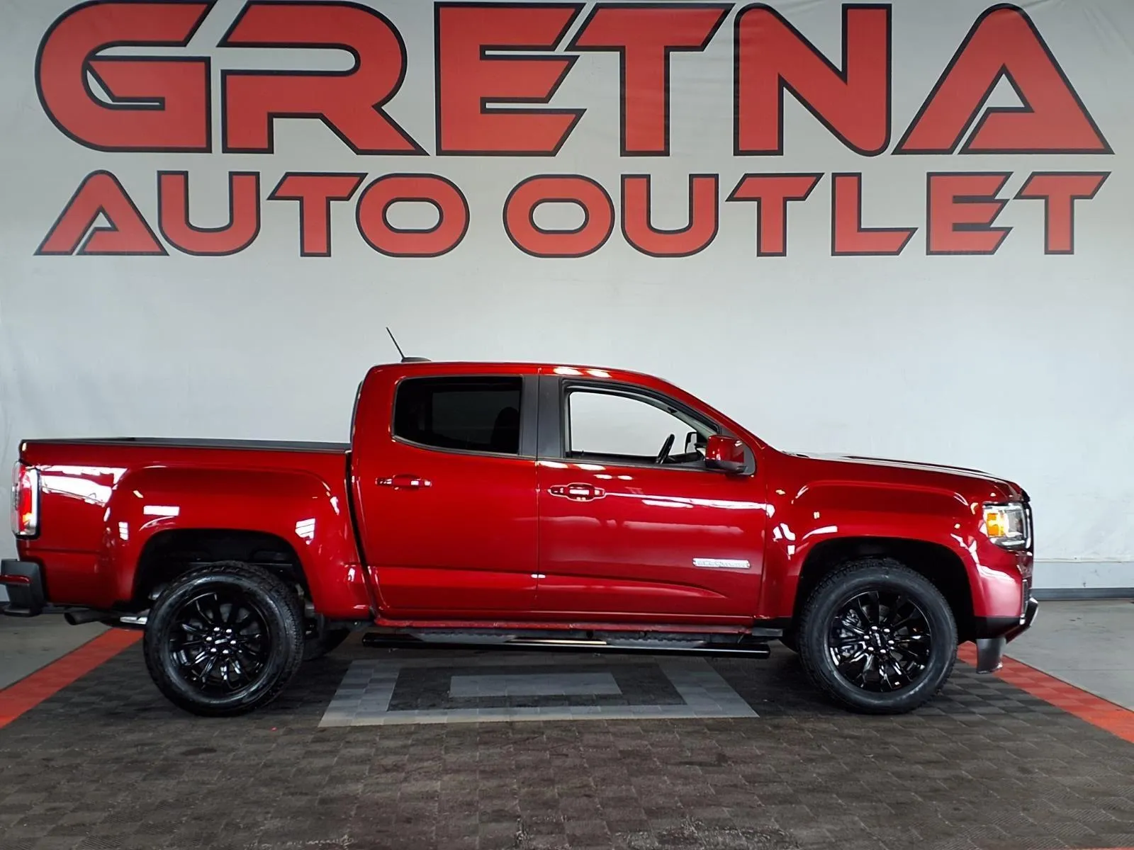 Red 2022 GMC Canyon Elevation for sale in Gretna, NE