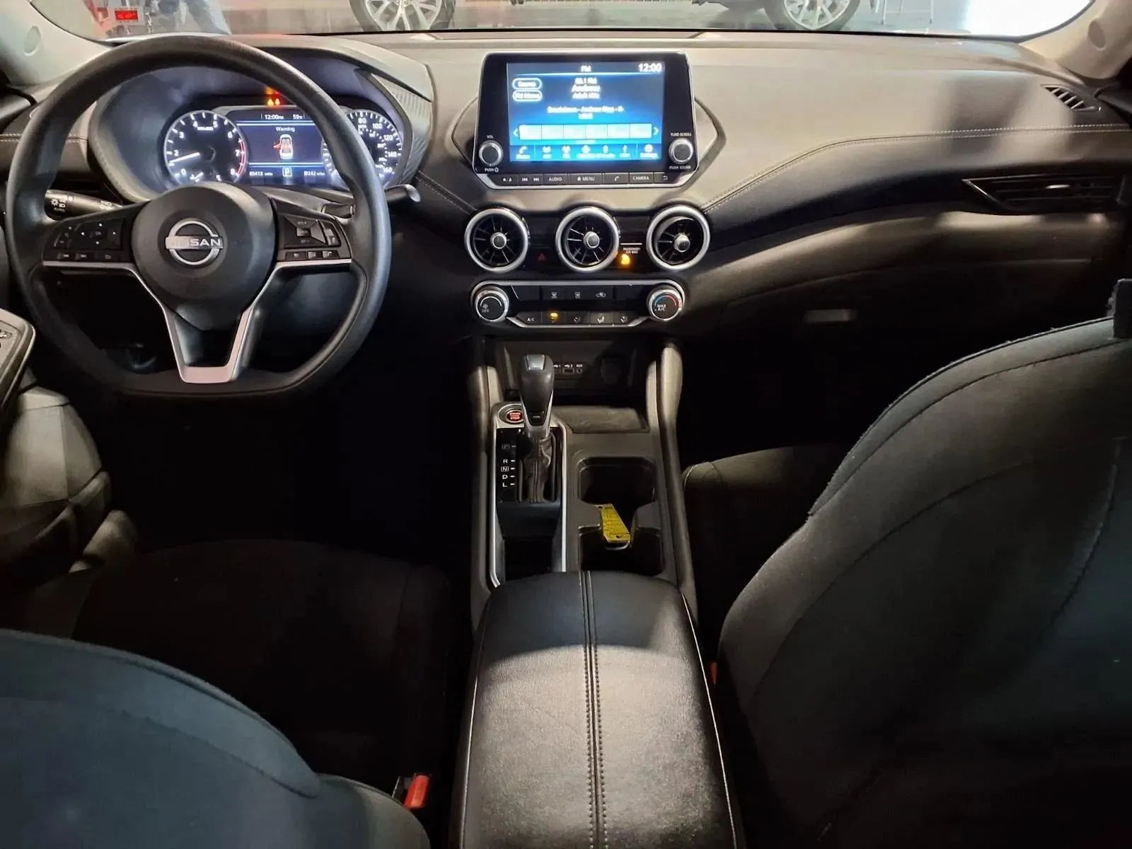 Nissan Sentra photo 14