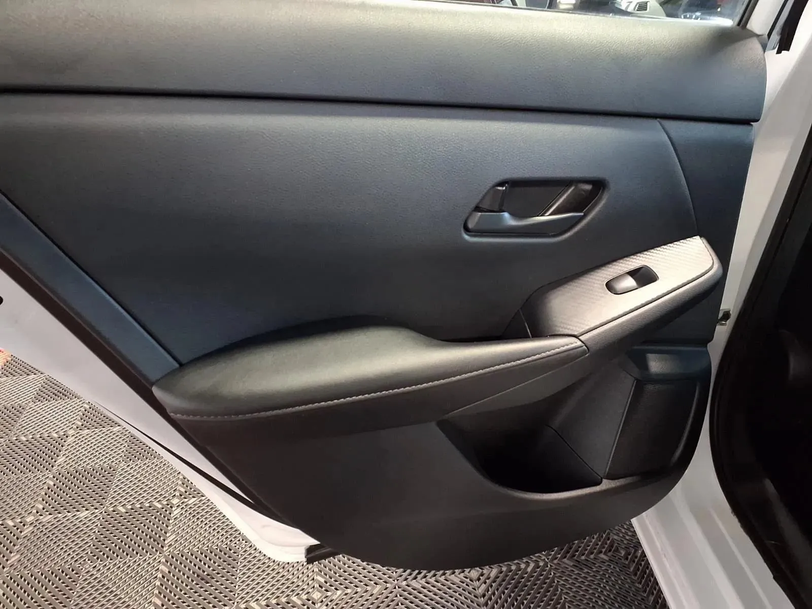 Nissan Sentra photo 13