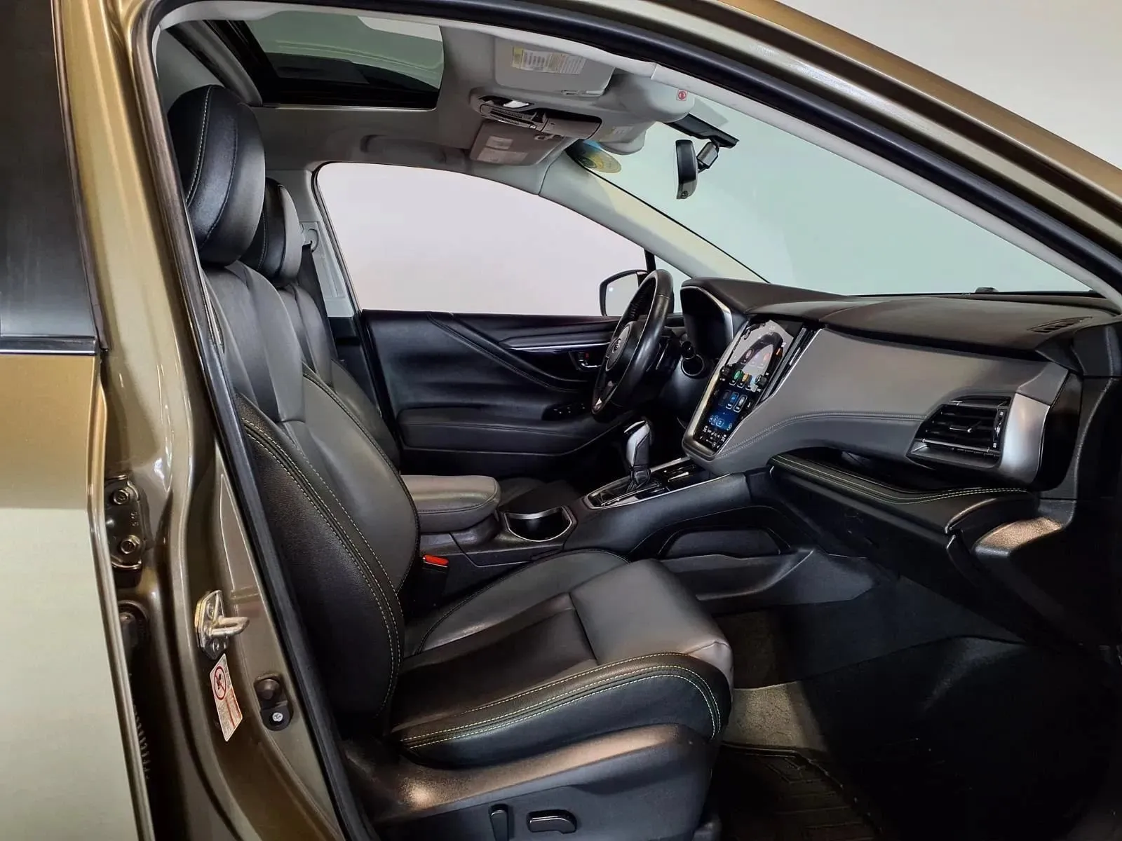 Subaru Outback photo 12