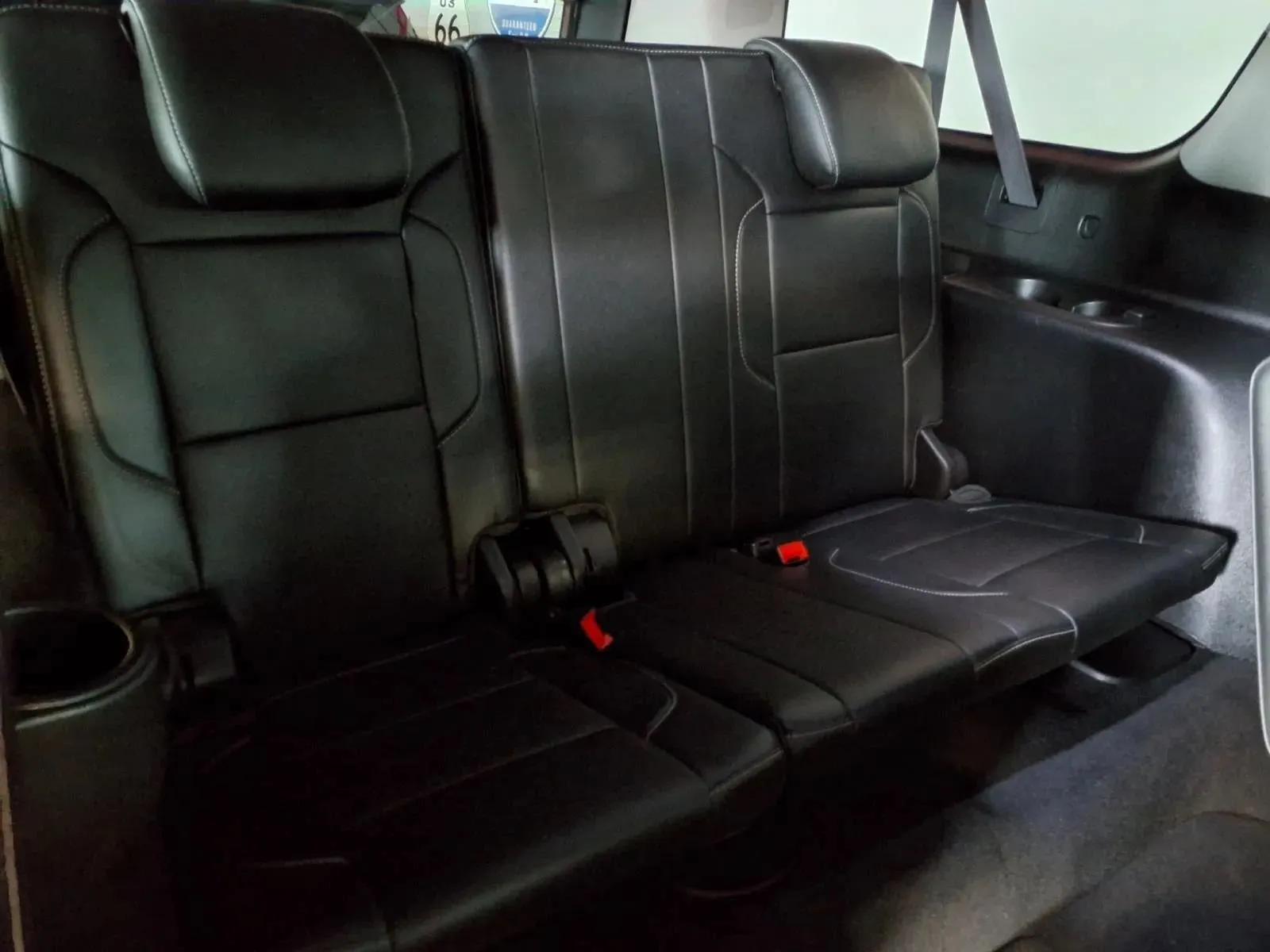 Chevrolet Suburban photo 10