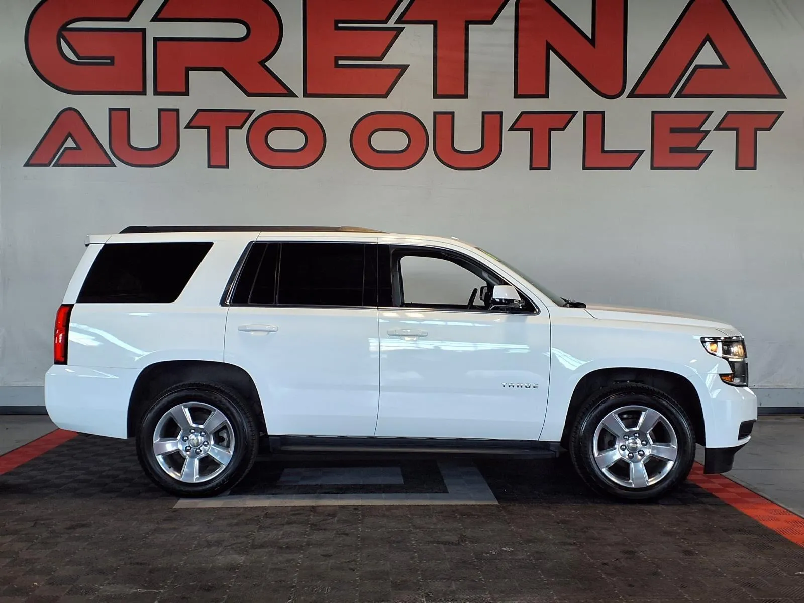 White 2016 Chevrolet Tahoe LT for sale in Gretna, NE