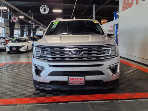 Photos of 2019 Ford Expedition Limited for sale in Gretna, NE at Gretna Auto Outlet