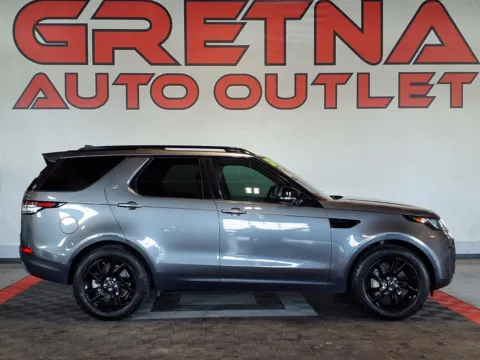 Gray 2018 Land Rover Discovery SE for sale in Gretna, NE