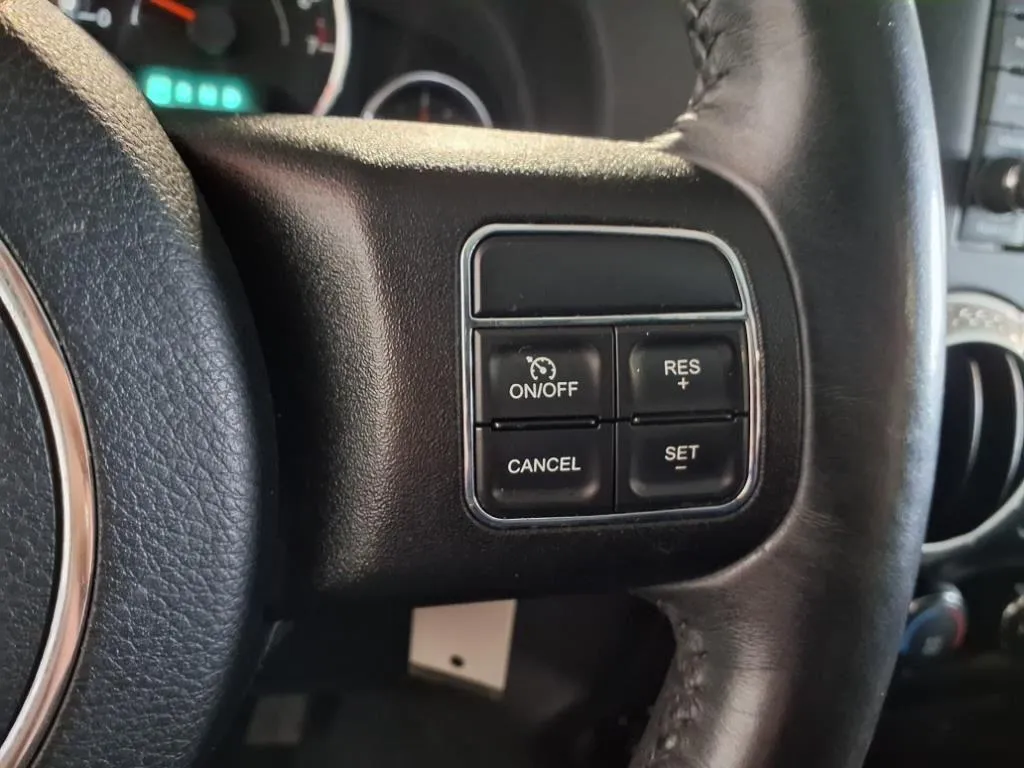 2016 Jeep Wrangler Unlimited Sahara - Photo 23