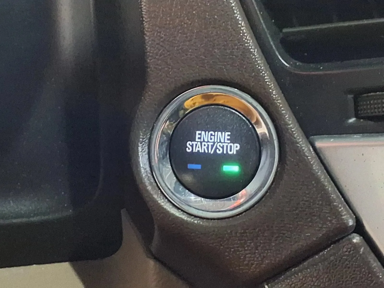 Chevrolet Suburban photo 28