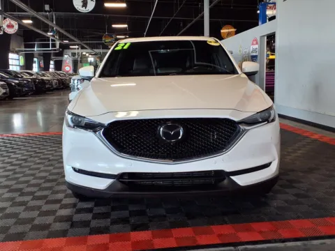 Photos of 2021 Mazda CX-5 Signature for sale in Gretna, NE at Gretna Auto Outlet