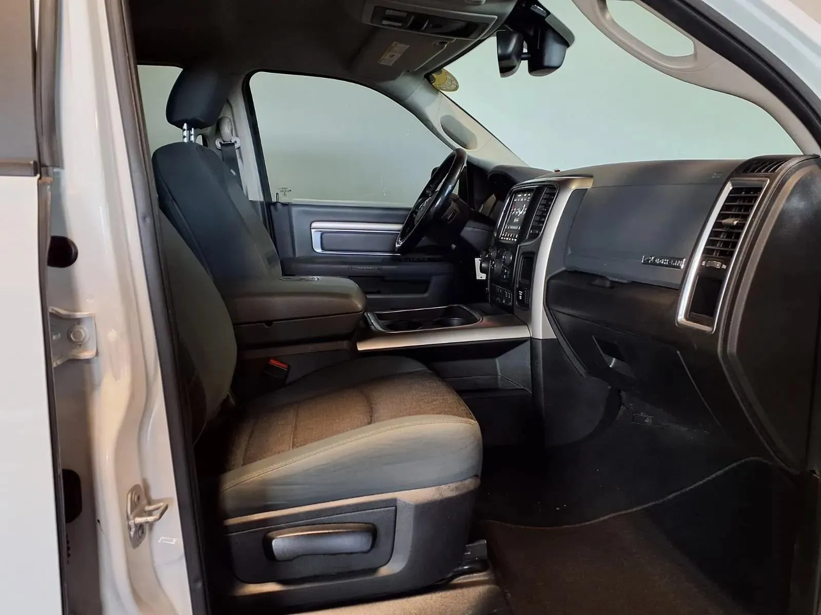 Ram 1500 photo 10
