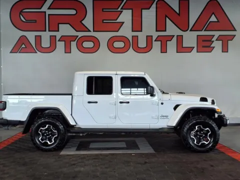 White 2020 Jeep Gladiator Overland for sale in Gretna, NE