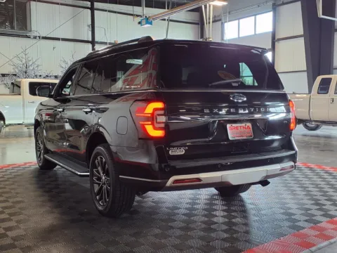 More photos of 2022 Ford Expedition Limited at Gretna Auto Outlet, NE