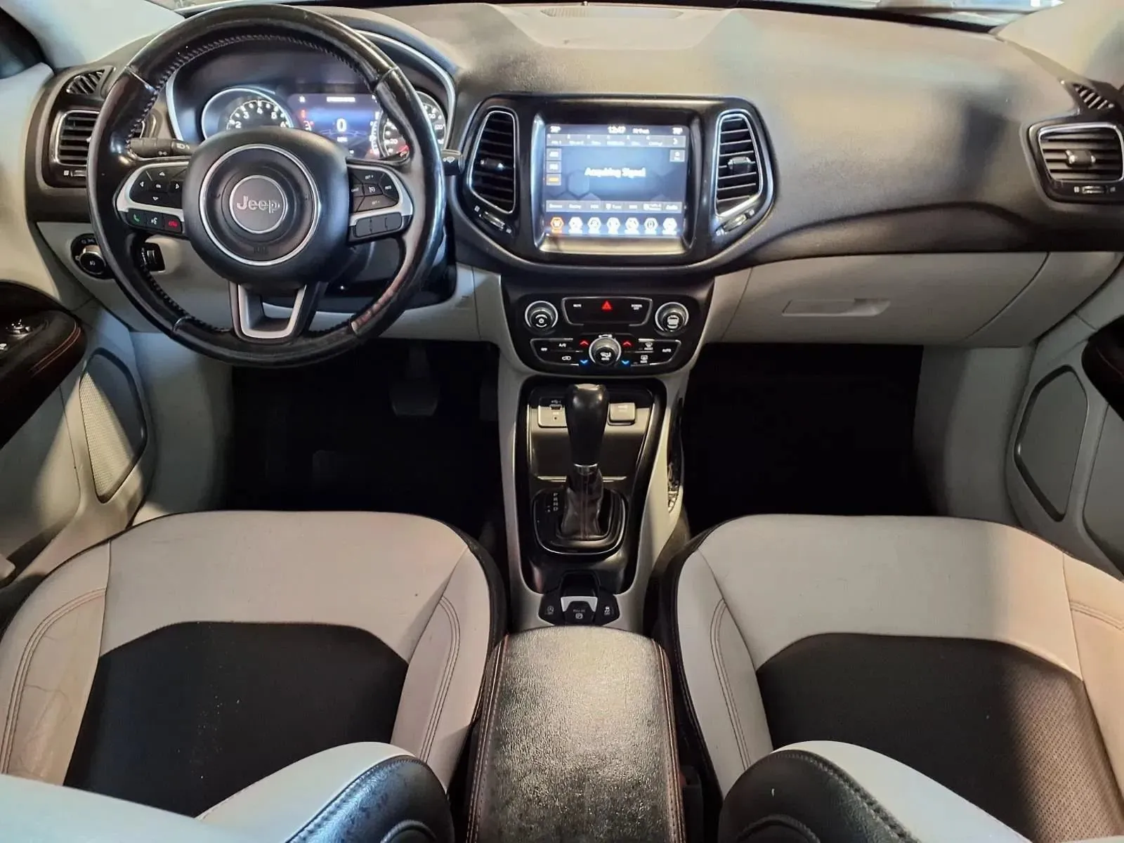 Jeep Compass photo 15