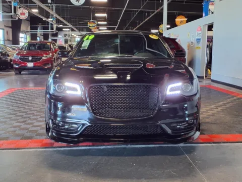 Photos of 2019 Chrysler 300 S for sale in Gretna, NE at Gretna Auto Outlet