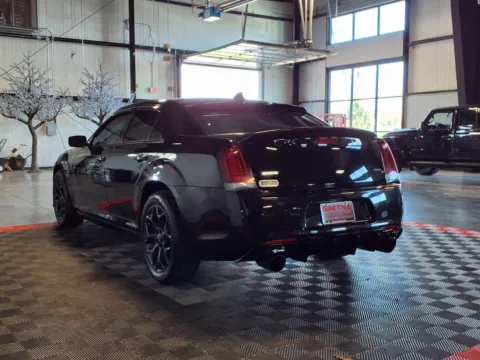 More photos of 2019 Chrysler 300 S at Gretna Auto Outlet, NE