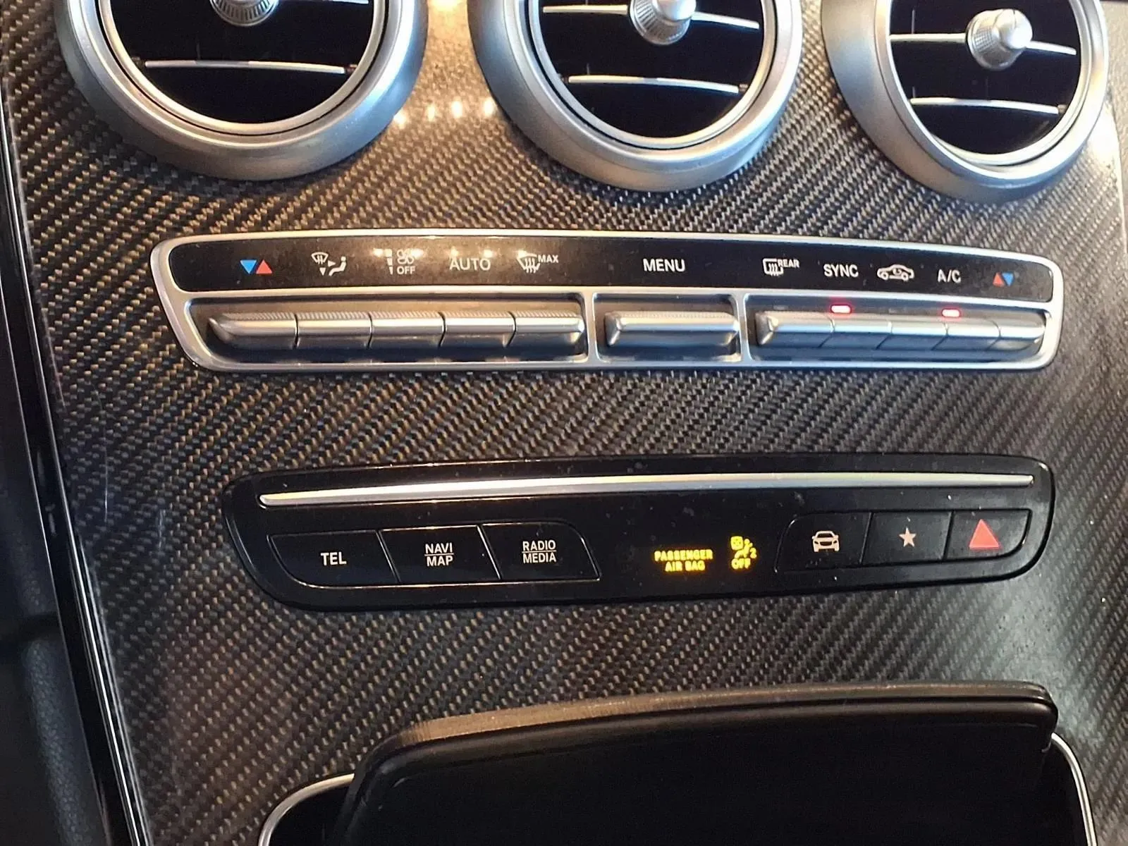 Mercedes-Benz GLC photo 21