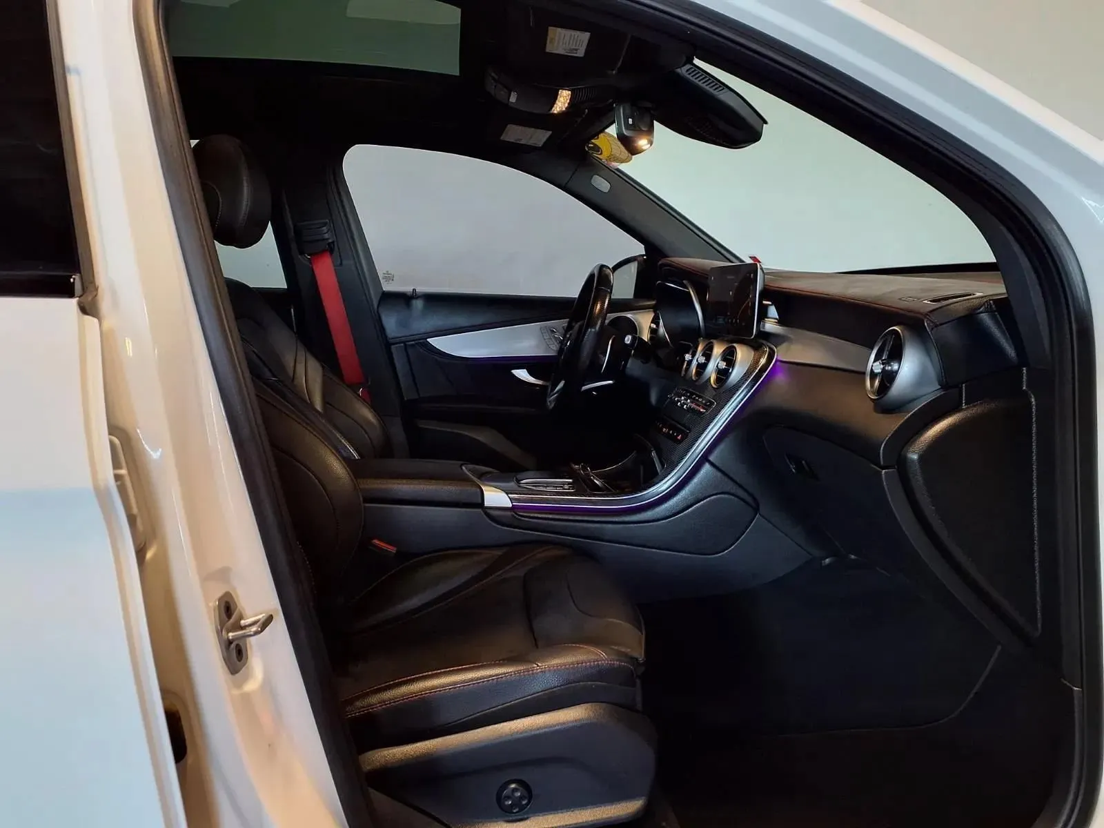 Mercedes-Benz GLC photo 11