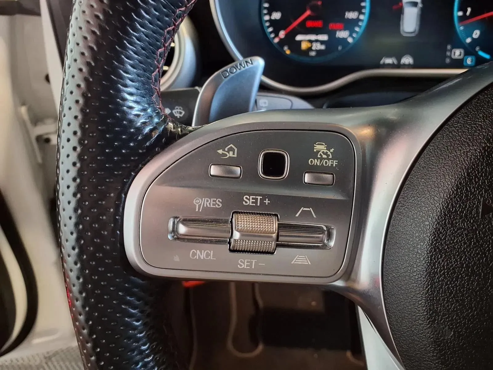 Mercedes-Benz GLC photo 26