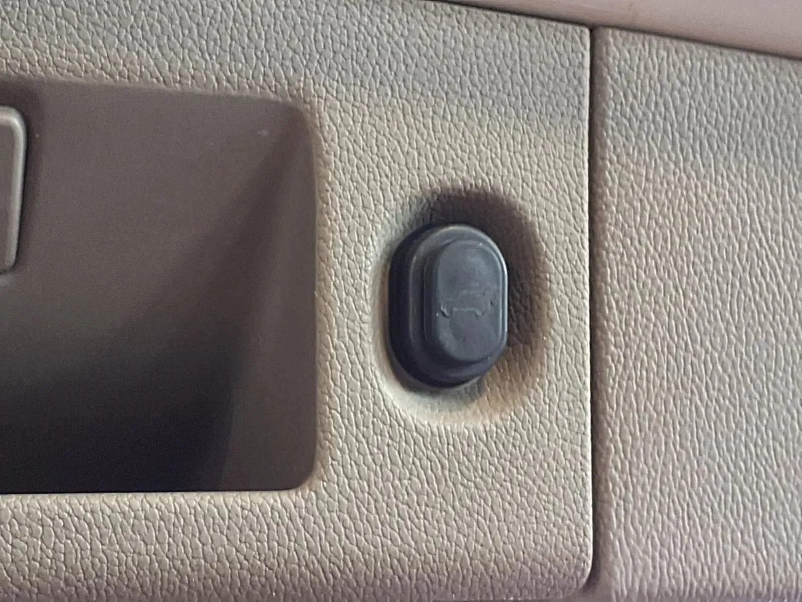 Chevrolet Tahoe photo 6