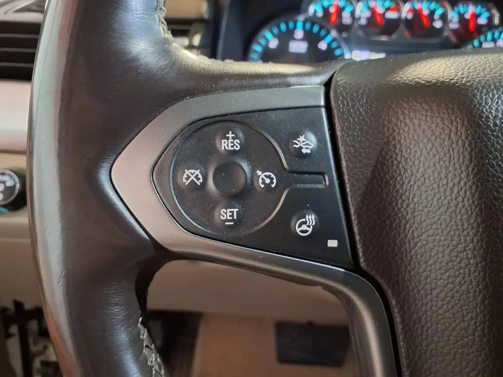 Chevrolet Tahoe photo 26