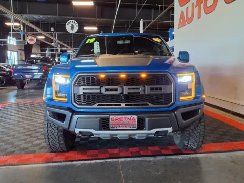 Photos of 2019 Ford F-150 Raptor for sale in Gretna, NE at Gretna Auto Outlet