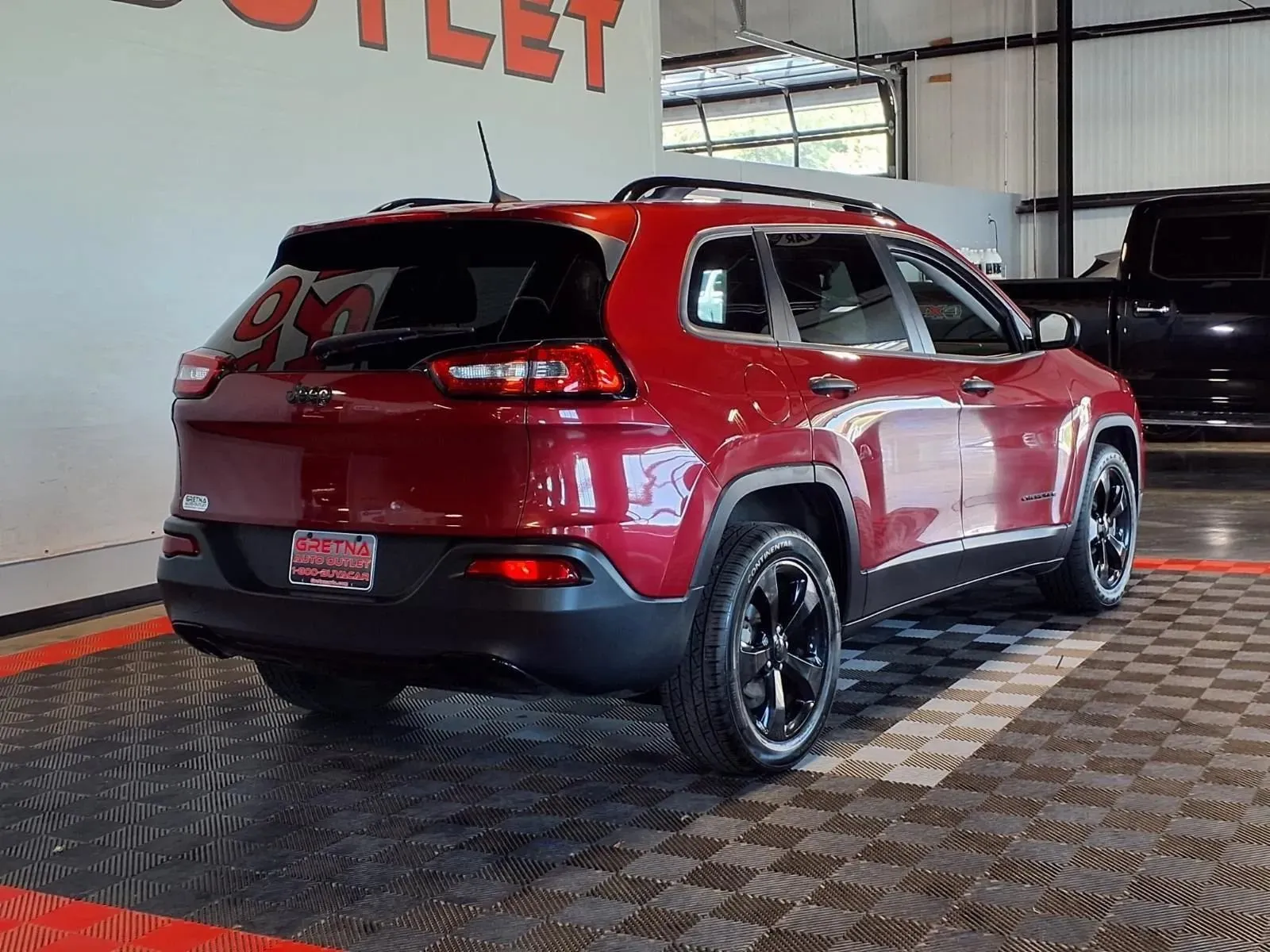 Jeep Cherokee photo 7