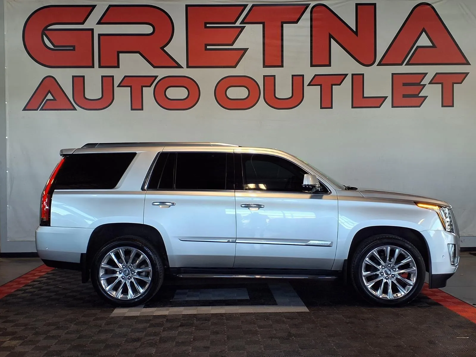2020 Cadillac Escalade AWD Luxury's photo