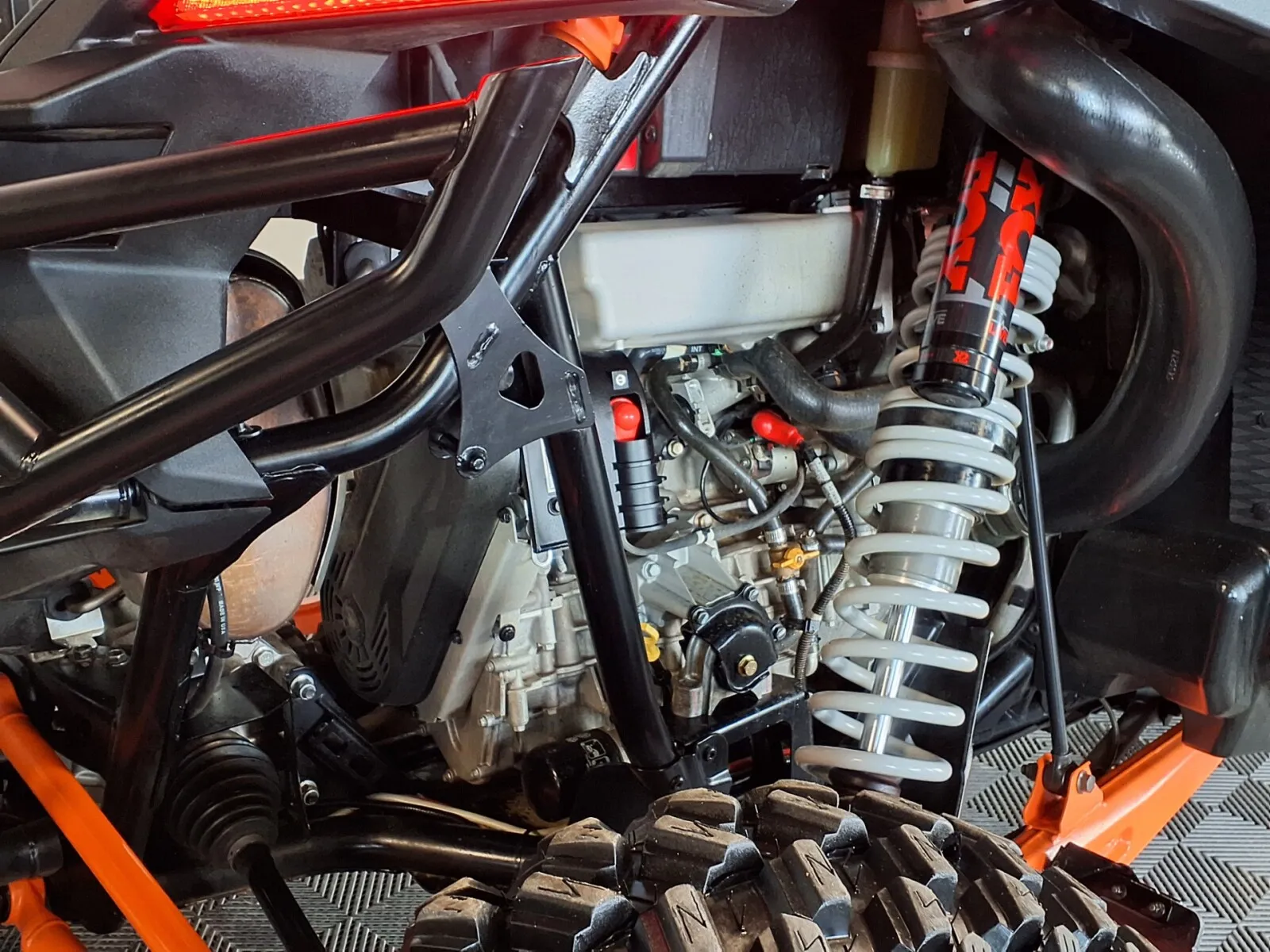 Polaris RZR photo 9