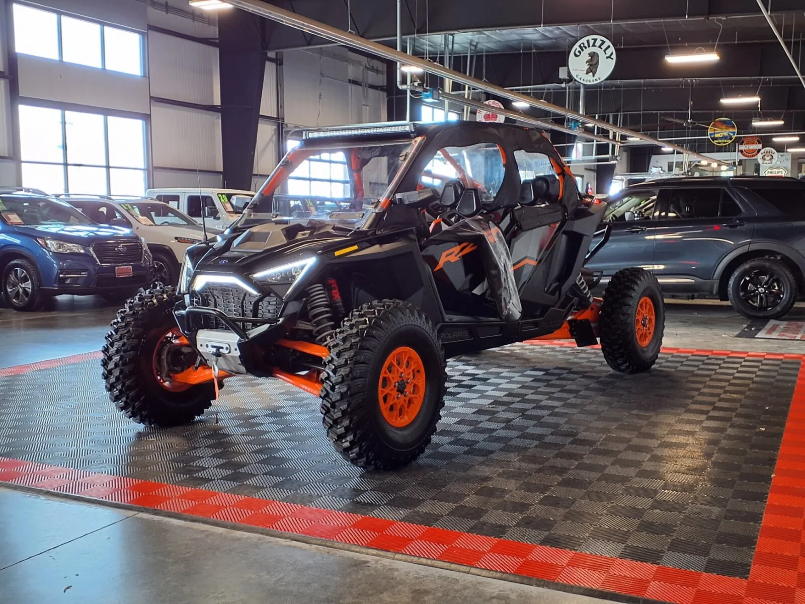 Polaris RZR photo 3