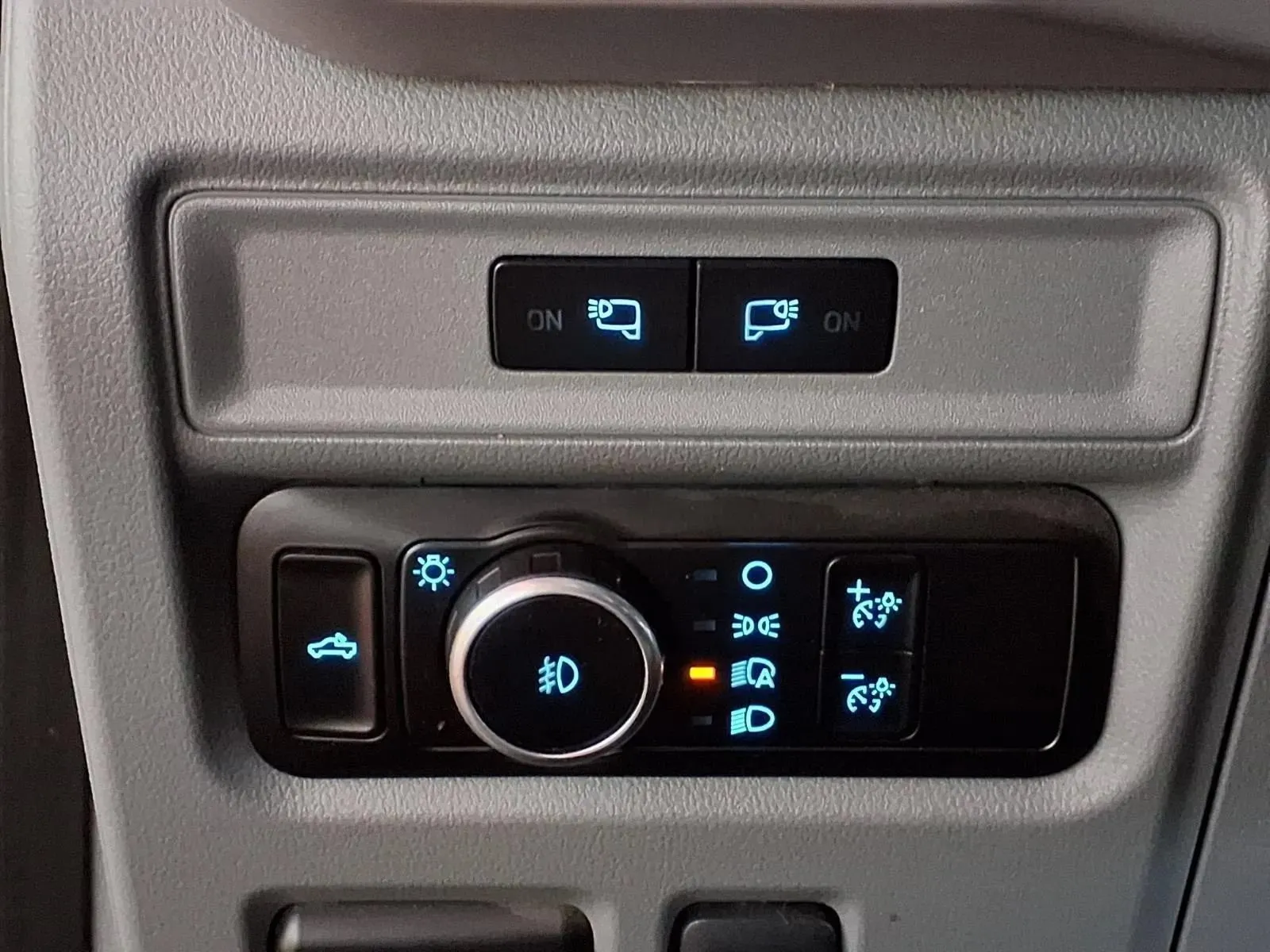 Ford F-150 photo 18
