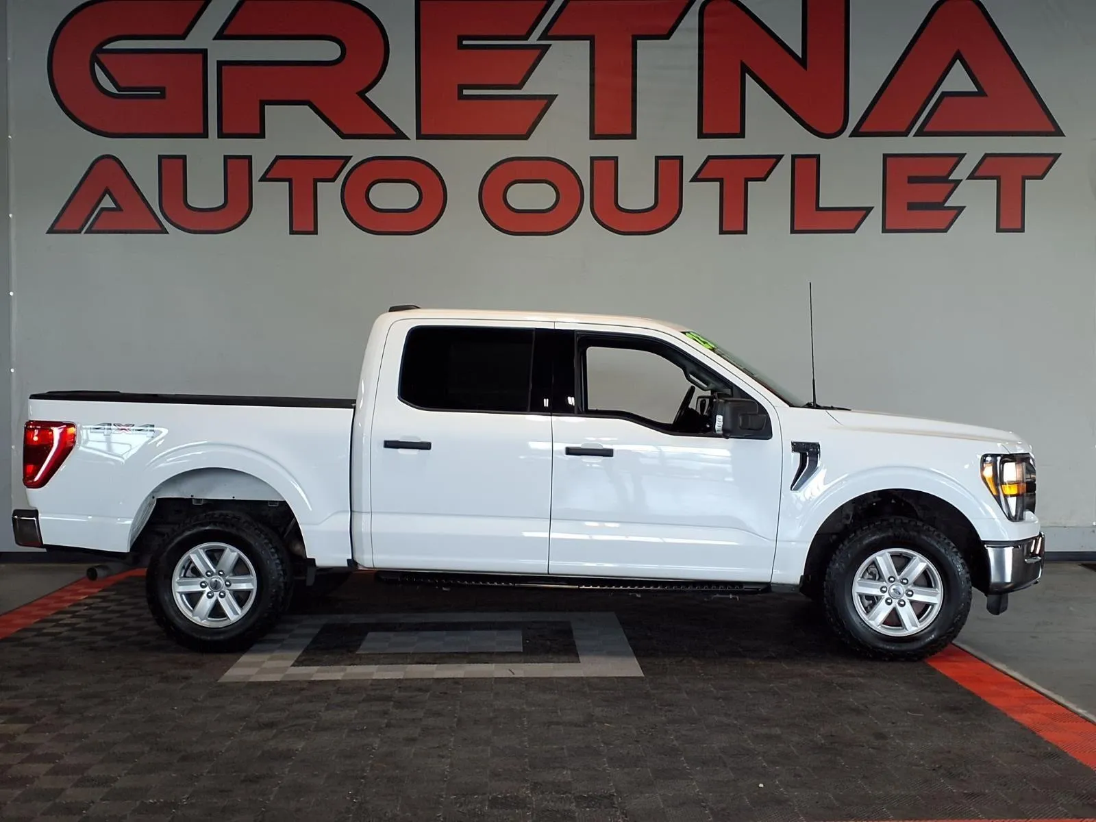 White 2023 Ford F-150 XLT for sale in Gretna, NE
