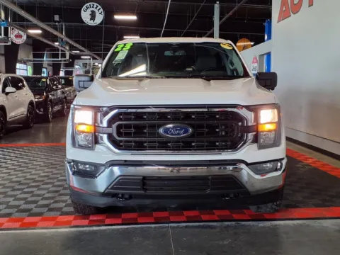 Photos of 2023 Ford F-150 XLT for sale in Gretna, NE at Gretna Auto Outlet
