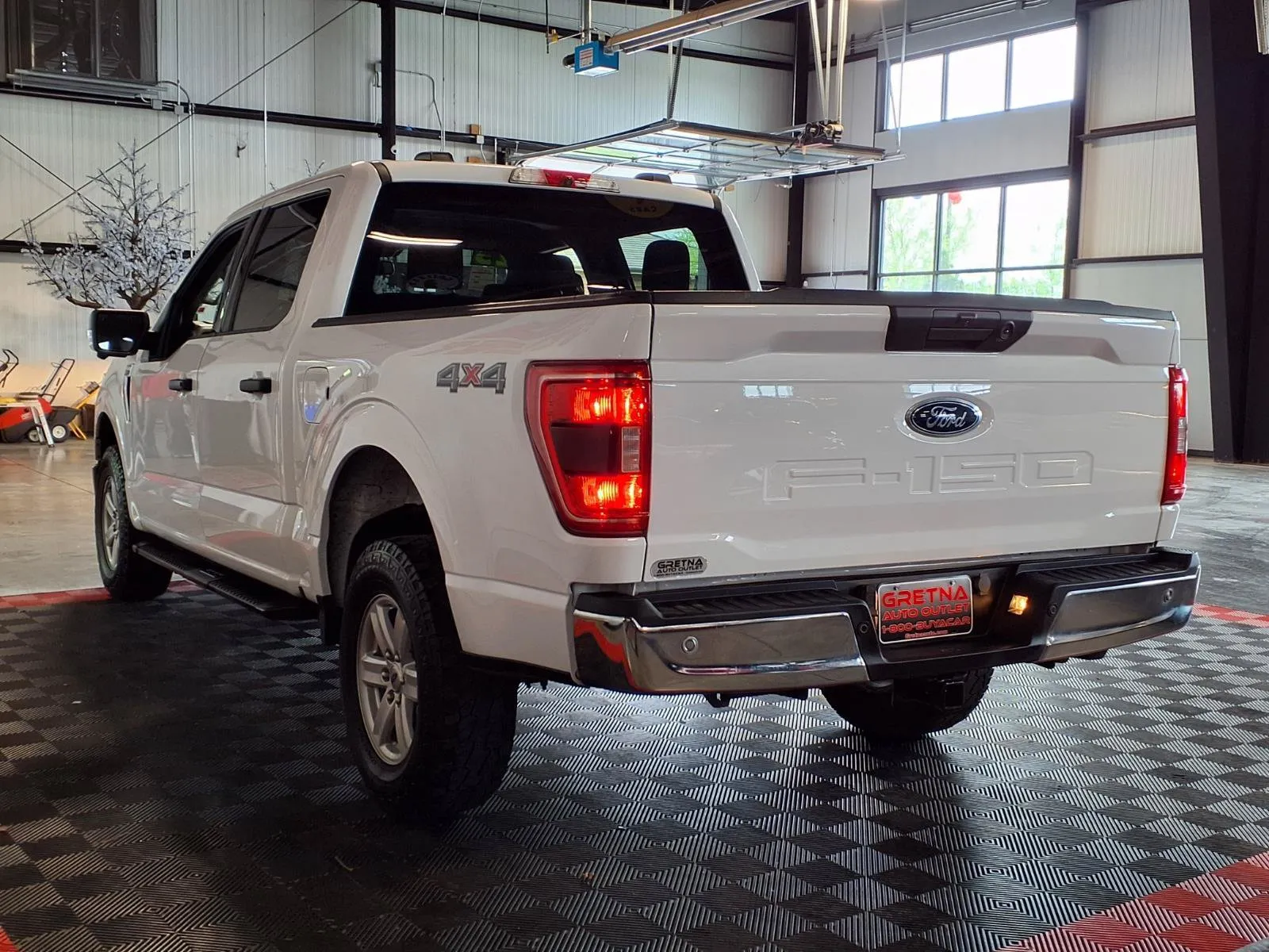 Ford F-150 photo 4