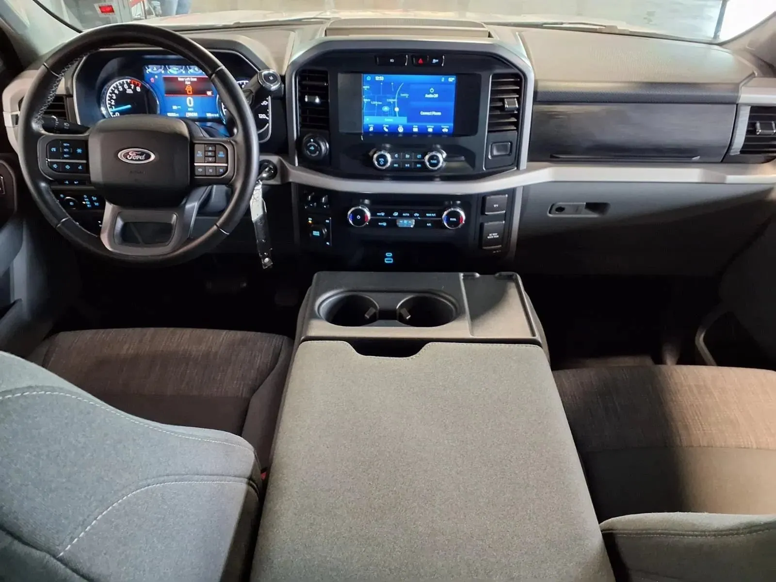 Ford F-150 photo 15
