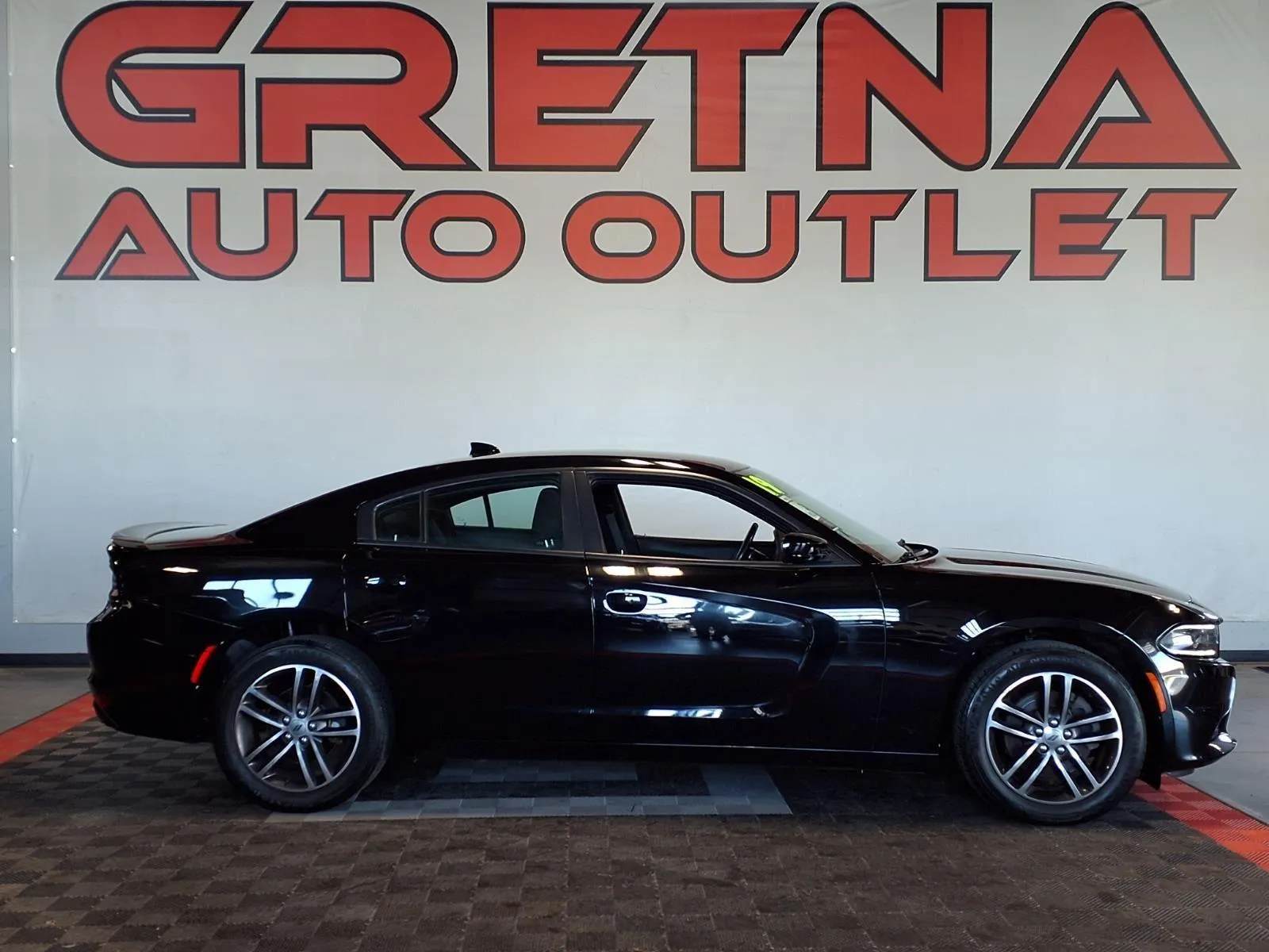 Black 2019 Dodge Charger SXT for sale in Gretna, NE