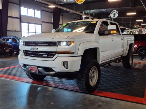 Another view of 2018 Chevrolet Silverado 1500 LT Z71 for sale in Gretna, NE at Gretna Auto Outlet